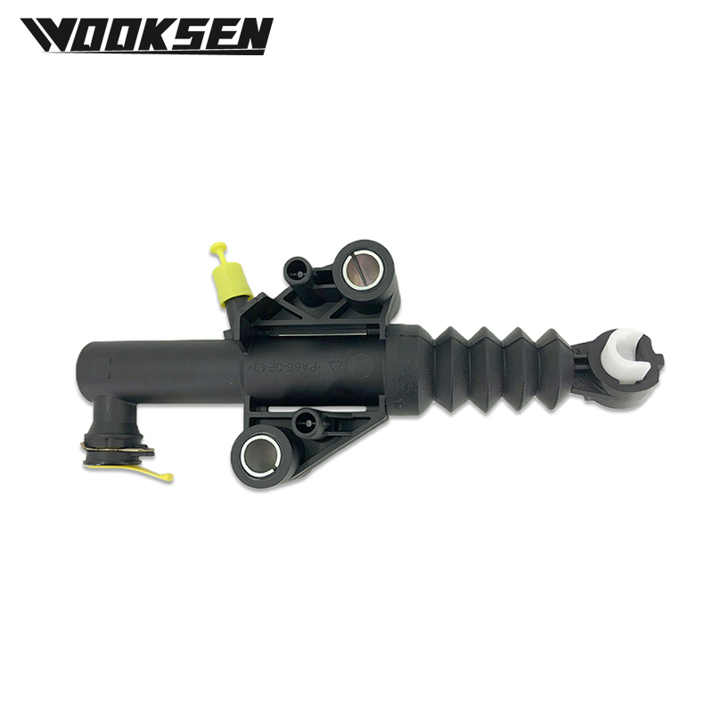 3061055588r 6000617647 93868391 4422404 306101657R Master Cylinder