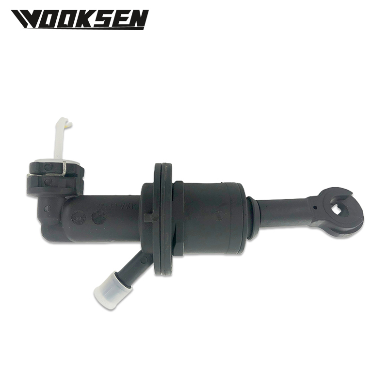 2381063J01 2381063J00 2381086J00000 23810M86J00 CLUCT Master Cylinder