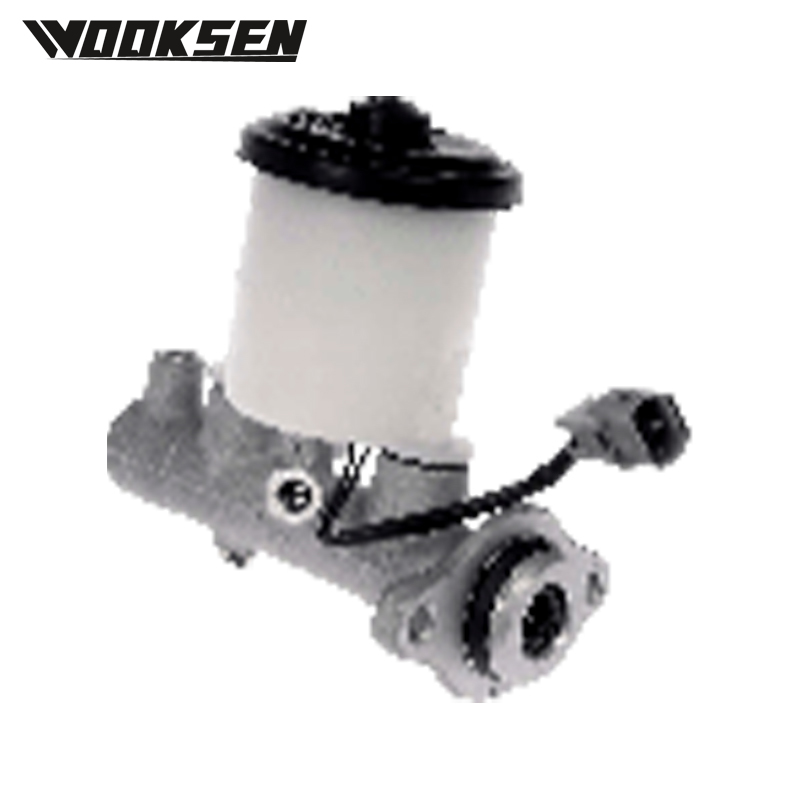 XUI1568L Master Cylinder