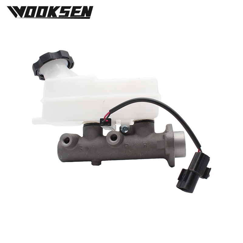 XUI1025L-1 (أربعة ثقوب ، يدوي ، فوهة الشحوم) أسطوانة ماجستير الفرامل