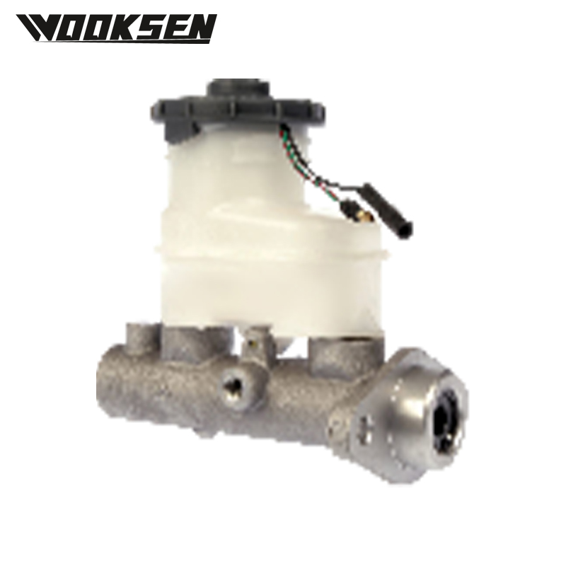 XUI1634L Master Cylinder