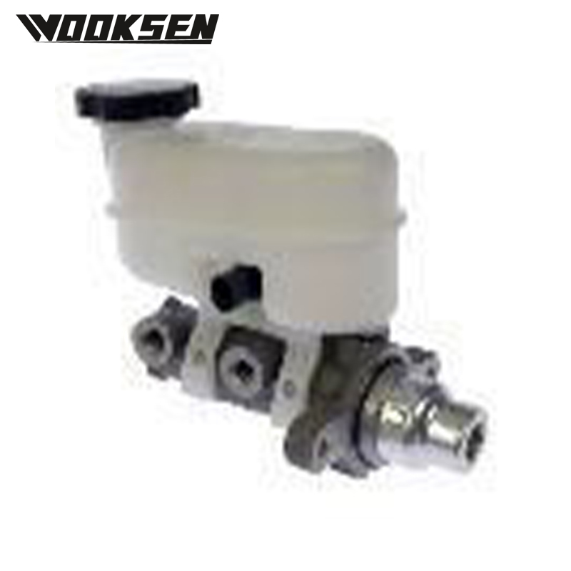 XUI8131L Master Master Cylinder